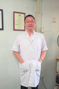 王玟富医师直言,西芹里还含有芹菜油,具有降血压、镇静、健胃、利尿等疗效,是一种保健蔬菜。