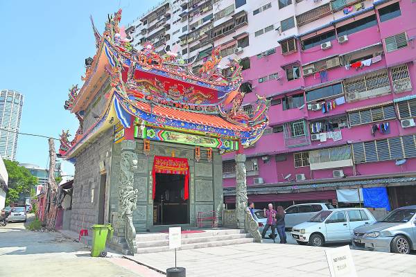 组屋旁一间小庙宇,验灵事迹不断。
