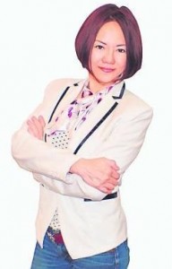 洪博士表示,神像一定要买开过光的才会获得保佑。