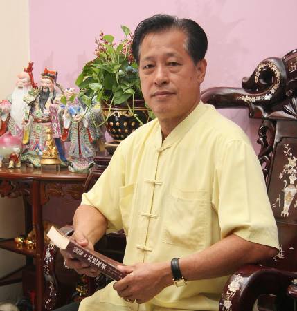 吴道长表示,不是每个坟墓都可放置麒麟,只有大人物才可以。