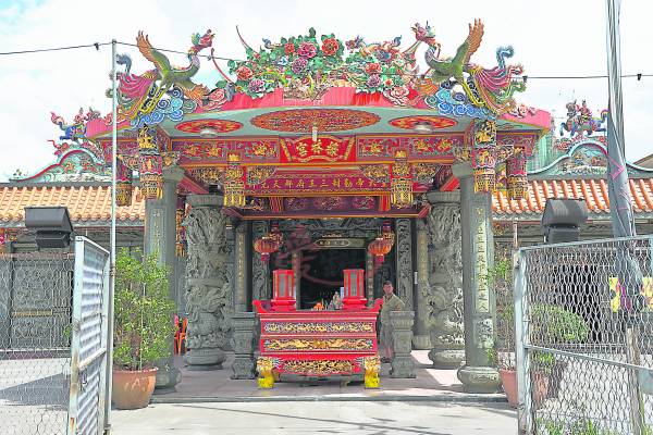 檺林宫以中国传统庙宇形式建成,不管是雕梁画栋屋檐、对联、神龛等等,处处都显现出极高的中华古典艺术成就。