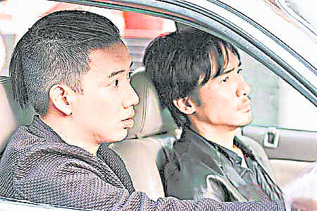 在《无间道》中饰演傻强一角, 令观众印象深刻。