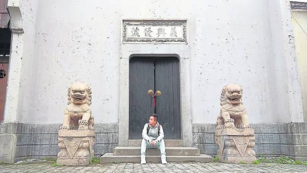 到上海影视乐园走一趟,尽情地拍照也可以玩上半天,是个电影迷与复古迷应该会很爱的景点!