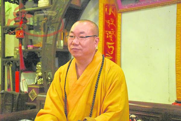 法州师父:每逢假日,外州善信都会来这里祈福转运。