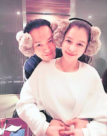 纵使丈夫背负巨债,徐若瑄不抱怨,甚至还说现在男女平等,她从未想过当富太。