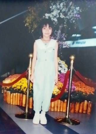 这件吊带长裤,便是开启洪子慧的衣裳改装之路。