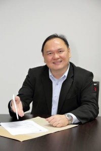 庄博士建议凡事都要要积极参与,尤其是生意,所谓“力不到不为财”,靠他人,不是一个长远之计。