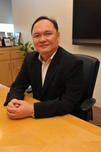 庄国辉博士透露,只要提升自己的个人存款,就能很快地完成买房梦想,或是可以考虑挪用公积金局作为买房首期,精明买屋才不会陷入财务困境。