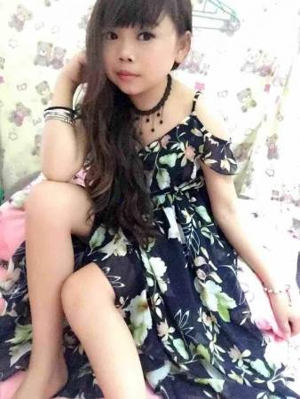 爱美是女人的天性,即使外形受到局限,但莎莎平常也爱扮美美、自拍,与一般女生无异。