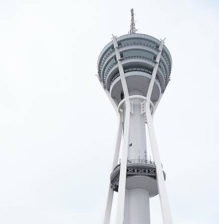 这不仅是个电讯塔,也是一座观景台噢! 亚罗士打塔 地址:Lot 99,Lebuhraya Darul Aman,05100 Alor Star, Kedah Darul Aman Malaysia. 开放时间:9am-8pm GPS导航: 6.124441,100.367277