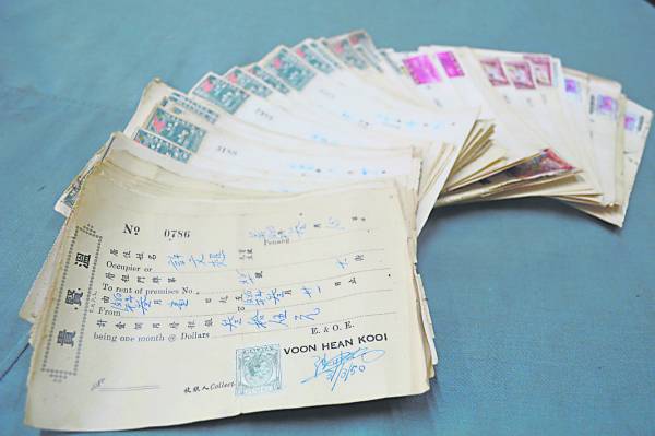 泛黄的租金收据记载,当年为1950年每月租金35元,事隔多年,如今的租金已调整至每月900令吉。