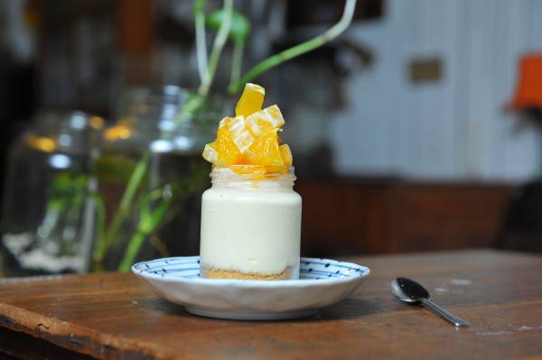 ◆Orange Cheese Cake的外观像是Yogurt,吃起来却像冰淇淋,颠覆了一般人对芝士蛋糕的观念。