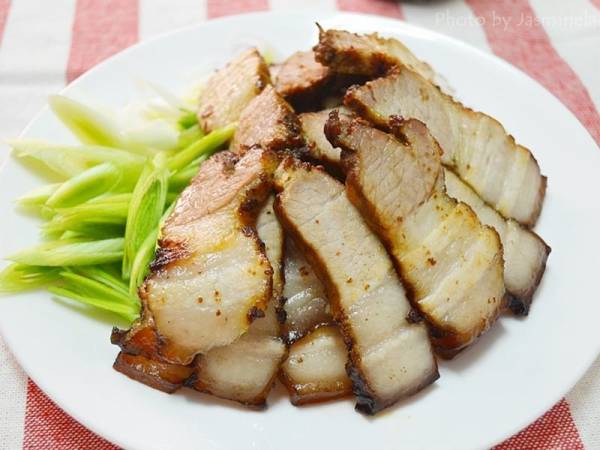 很多人都很怕肥猪肉,这次英国研究让肥猪肉终于完美逆袭,备受关注!