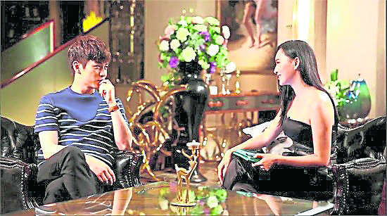 2014年莫小棋预言陈晓将于2016年结婚,结果2015年他就公开了与陈妍希的新恋情,之后更公布结婚喜讯!