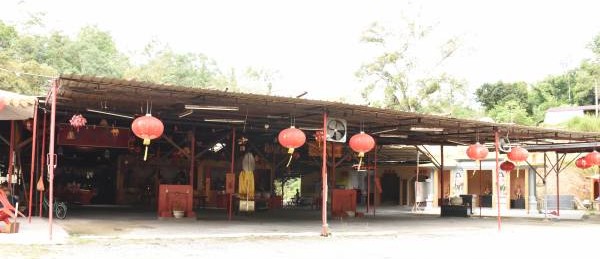 旧玻璃口财神庙