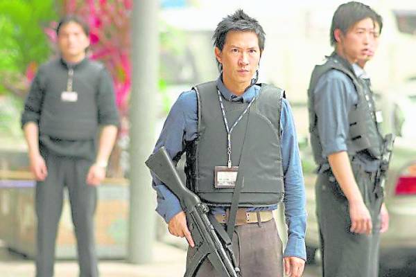 出道以来张家辉饰演过各阶层、职位的警界人物,数之不尽,多半归功于其警员身份。