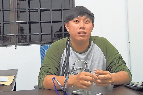 李文强是“慈缘小组”组长兼发起人之一,成立“慈缘”是希望有心做善事却无法成行的朋友,有个平台能代他们完成心愿。