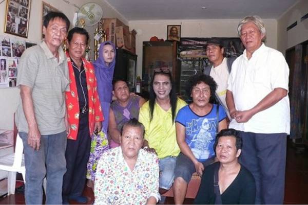 尤丽妈咪开办的“变性人之家”,为大年纪的变性人提供技职训练。
