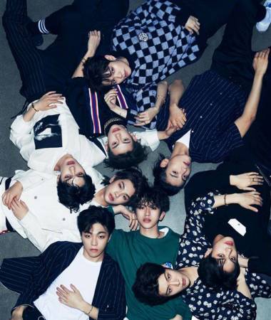 偶像男团“NINE PERCENT”躺着也中枪,原定在央视中秋晚会中演出,被传已被剔出名单之内。
