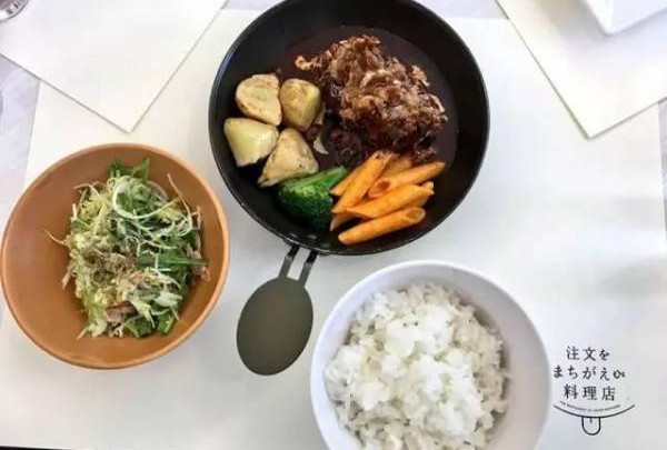 虽然频频上错菜,但因为这里的食物都很精致美味,因此顾客们都当作是一个意外惊喜。