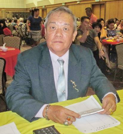 云峰讲述幼时因为家境贫穷,不得不住在鬼屋的一段灵异经历。