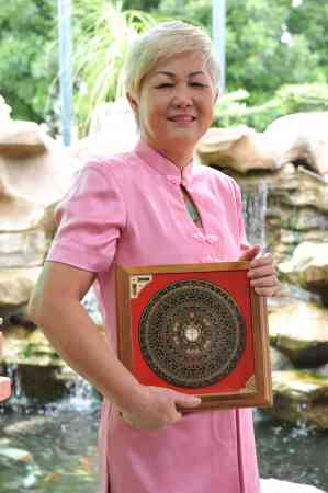 姜太公惊揭一场奇怪的车祸,让阿平一家从此气氛生变,从未试过如此衰败的人生。