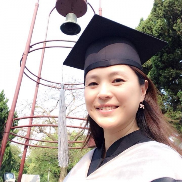张凤书"在事业巅峰闪嫁 甘愿当家庭主妇 夫家不知她是本土剧一姐