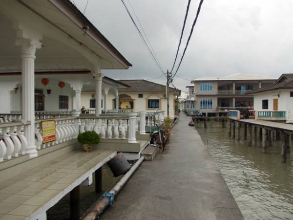不论是豪华旅舍还是居家渡假屋,在咸水港小渔村处处可见。