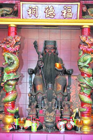 大伯公千里托梦台湾婆婆组团来拜拜 新生活报 Ilifepost爱生活