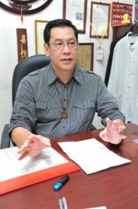 陈师父指出,三宝公即是我们熟悉的郑和,郑和七下大西洋,常年与海为伍,所以靠海维生的人宜在农历六月廿八祭拜三保公,祈求一切顺利平安。