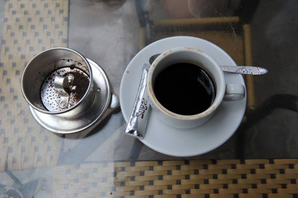 对于越南人来说，咖啡是他们的必需品，一日三餐都不可以少了它。