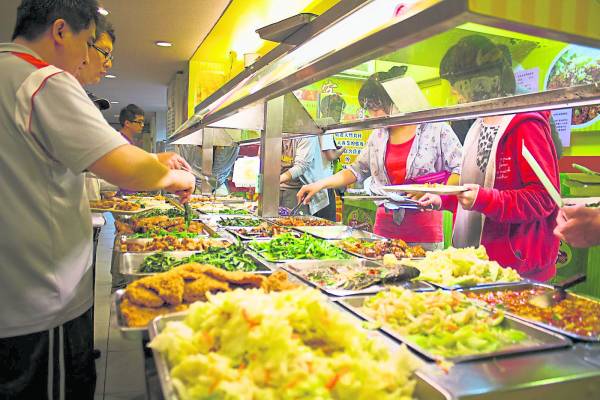 万事万物,宜以「中和」为主,以风水学的角度,就是「阴阳平衡」,食物也是一样,不能偏重任何一方,否则物极必反,肯定会有反效果。