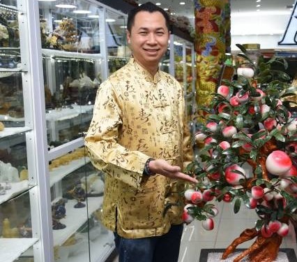 黄達文师父表示,家中可适当的摆放一些吉祥风水物,有助催旺运势,带来好磁场。