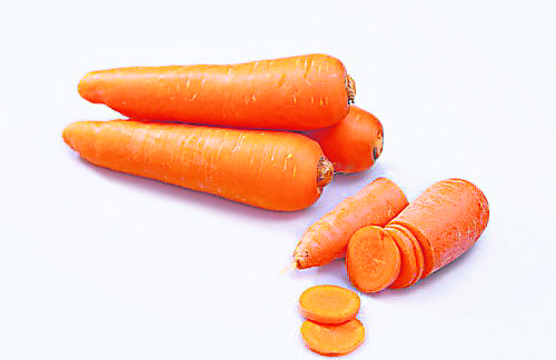 胡萝卜是一种营养丰富，老少咸宜的的好蔬菜，亦称为“东方小人参”！