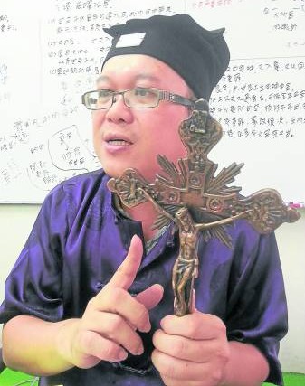 十字架在风水物里煞气极重,也可保护基督徒挡住凶煞。
