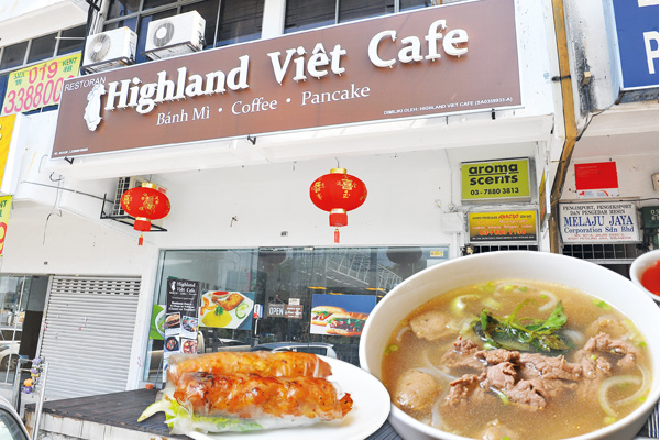 位于SS2的“Highland Viet Cafe”主打越式料理，厨娘就是土生土长的越南人，食物保证地道！