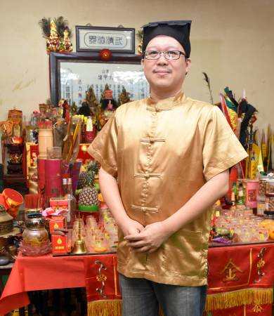 王忠文道长表示,文王卦拥有七千四百多亿种变化设定排列组合,远远超过了人类所能应用的上限,学会的话可说是受用无穷。