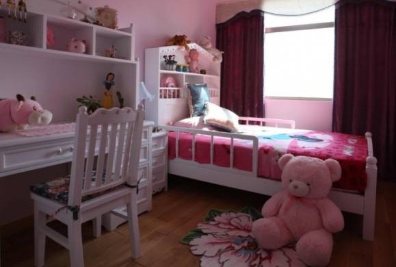 睡房不宜放置太多玩具，会影响孩子睡眠品质及造成不良影响。