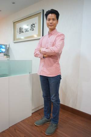 风水讲究里应外合,即使住家内部格局摆设得当,如果没有配合外在环境风水, 一切还是徒然。