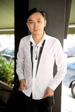影子煞容易造成家中人精神衰弱、心神不安。最容易解决的方法就是把东西拆除, 是将灯泡移走, 有防煞作用。