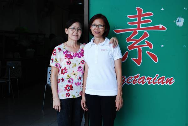 ◆罗姐(右)与餐厅负责人Wendy,2人致力推广素食。