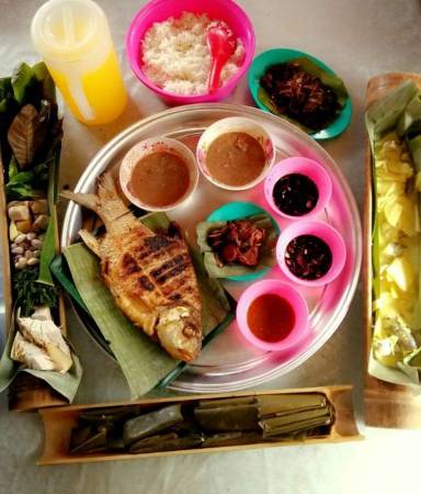 :吃过日本餐、韩国餐、你尝试过马 来人的传统食物吗?