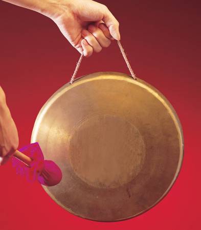 用铜锣敲六下,亦可轻易的化解五黄煞.