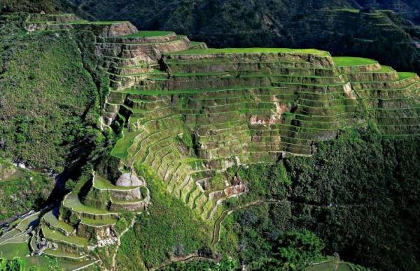 菲律宾人自豪地称巴纳韦梯田为“世界第八古代奇迹”。