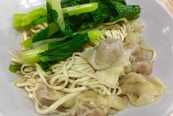 嚼劲爽口的馄饨,更能让食客胃口大开。