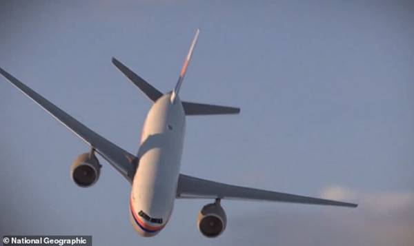 美国国家地理频道制作了一部关于MH370客机最后飞行时刻的纪录片，重现了MH370航班“死亡螺旋”坠机场面。