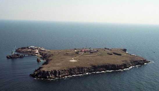 2009年，乌克兰判获大毒蛇岛，连同岛上的蛇也全归于乌克兰。