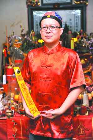 王忠文道长劝告,堕胎是一种罪孽深重行为,而枉死的胎儿更会化作恶灵报复伤害它的人,因此不妨在农历七月期间为婴灵超渡,以免结成冤亲债主,永无宁日。