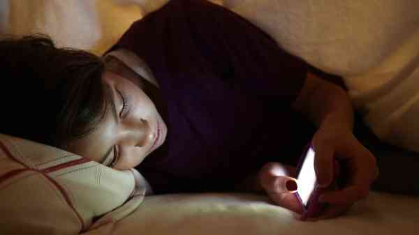 kids-devices_wide-021840fb575f39c6de0522e857c2760137186860