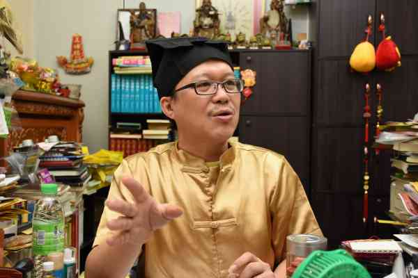 王忠文道长,两人结婚后需要多为对方付出,才会细水长流。